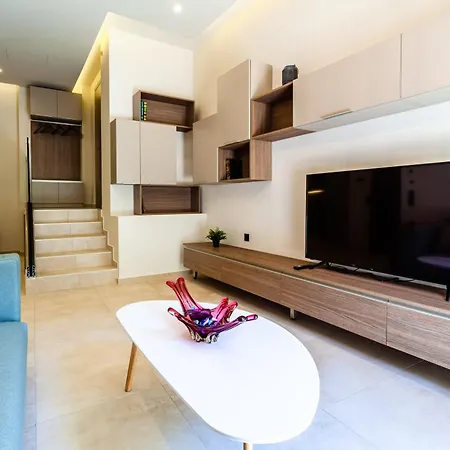 דירה Gem Retreats Hidden In The Center קלמאטה