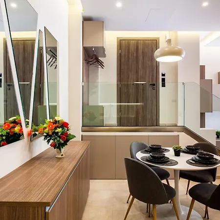 Gem Retreats Hidden In The Center