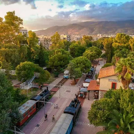 Gem Retreats Hidden In The Center דירה *